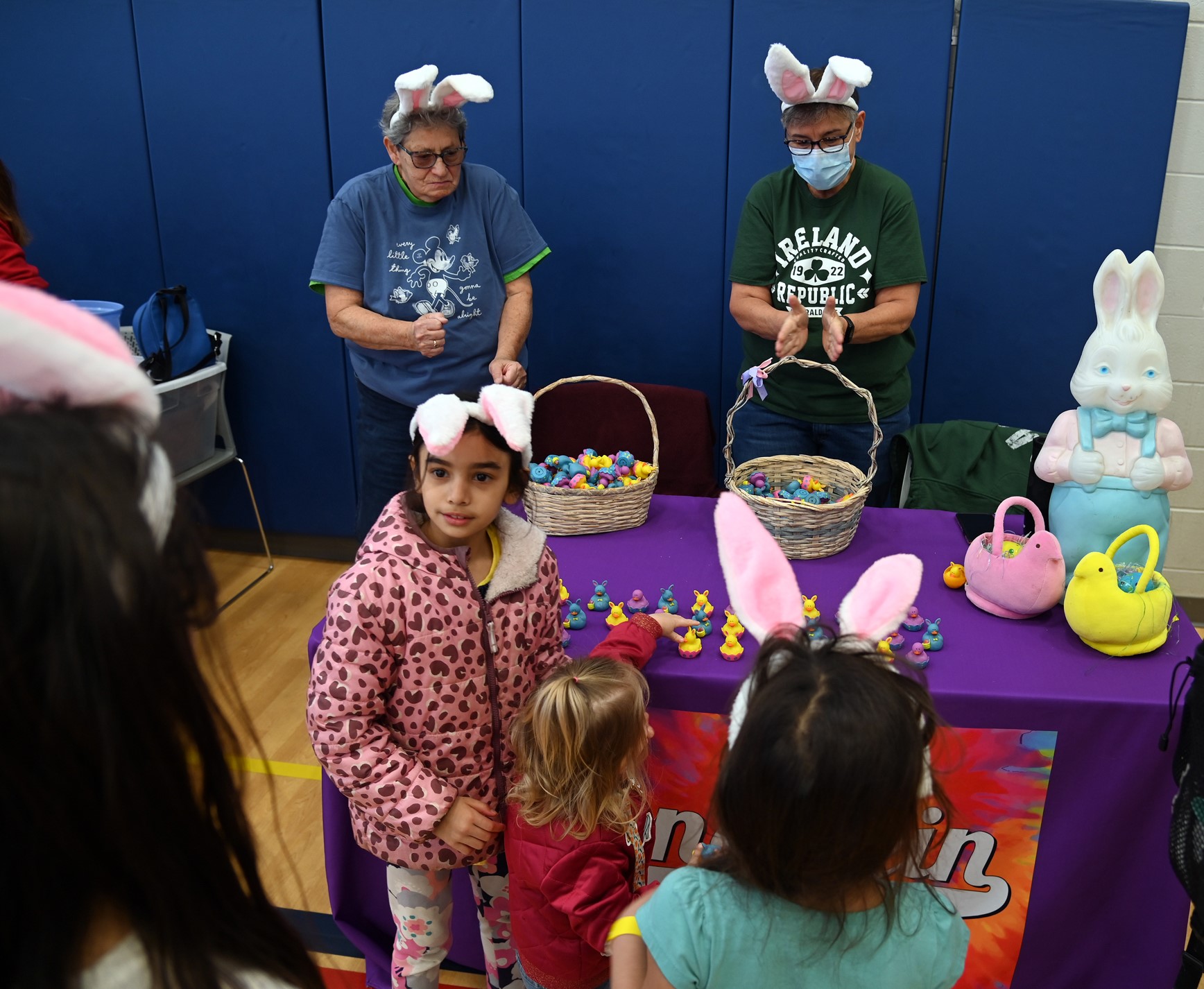 Mundelein gets the jump on Easter with Cottontail Trail event; ‘It has