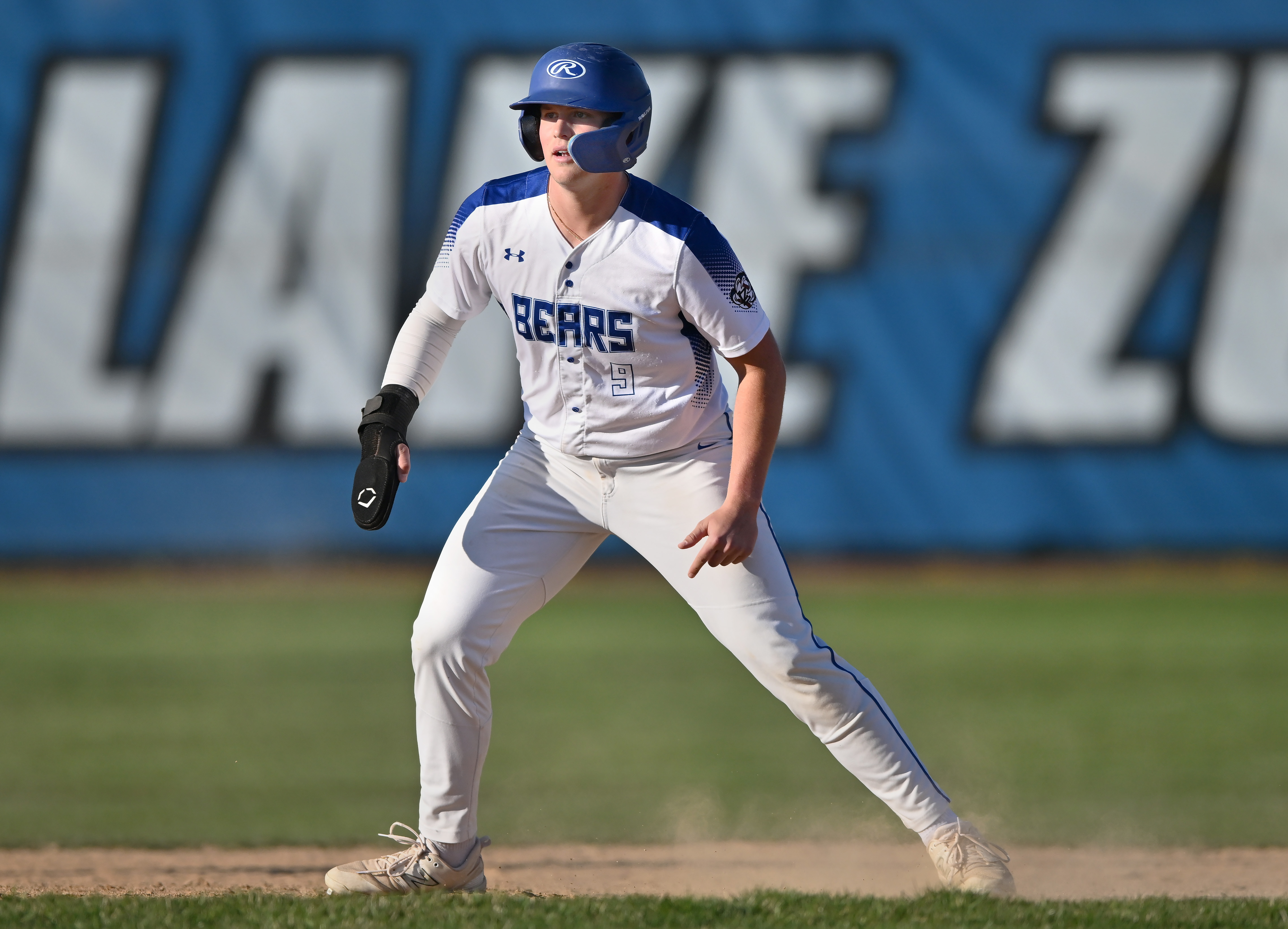 Lake Zurich's Ryan Kondrad (9) during the 3rd inning of Monday's game against Warren, April 15, 2024. Lake Zurich won the game 9-8, after nine innings when George DiCanio (11) hit a homer, with two men on. (Brian O'Mahoney for the News-Sun)