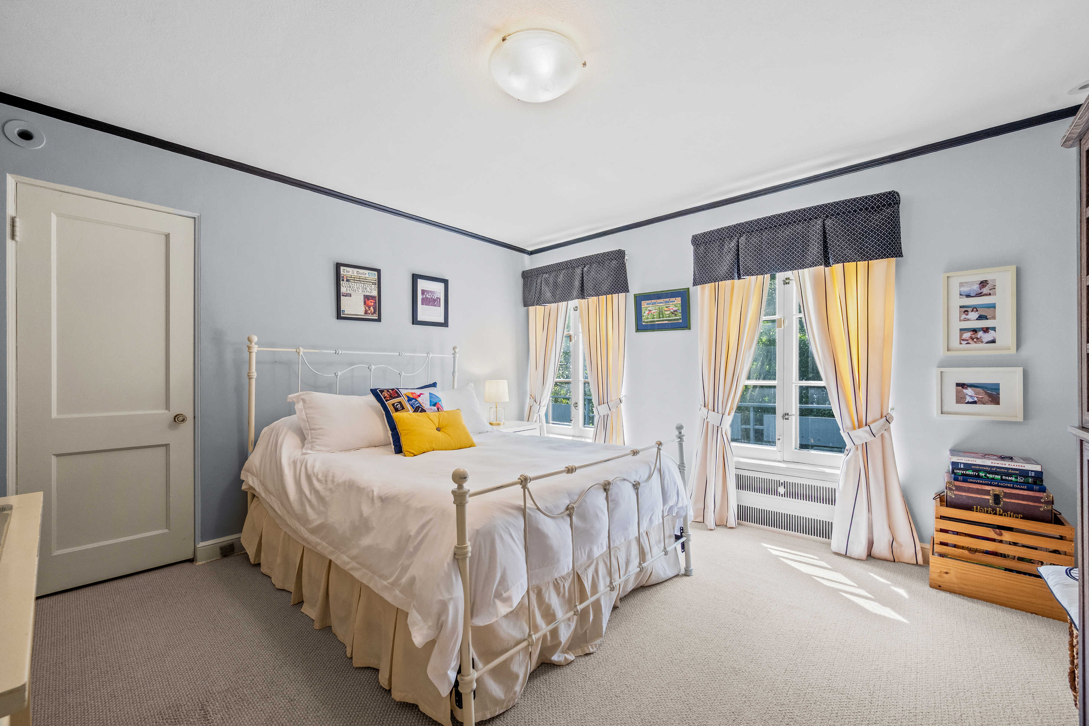 Glencoe 6-bedroom home with Flagstone patio, parquet wood flooring: $2.4M (Phil Goldman/Summit Imaging)