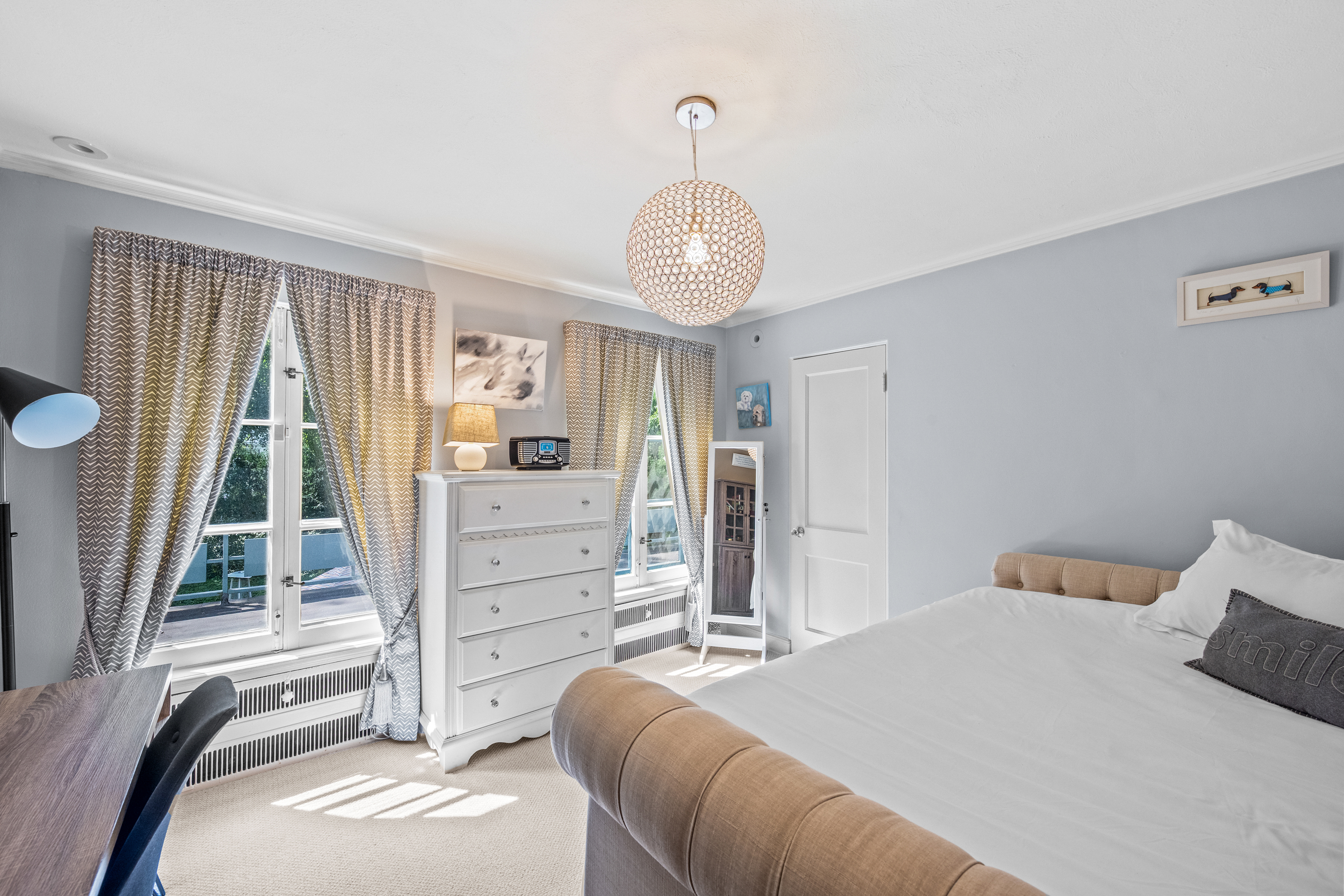 Glencoe 6-bedroom home with Flagstone patio, parquet wood flooring: $2.4M (Phil Goldman/Summit Imaging)